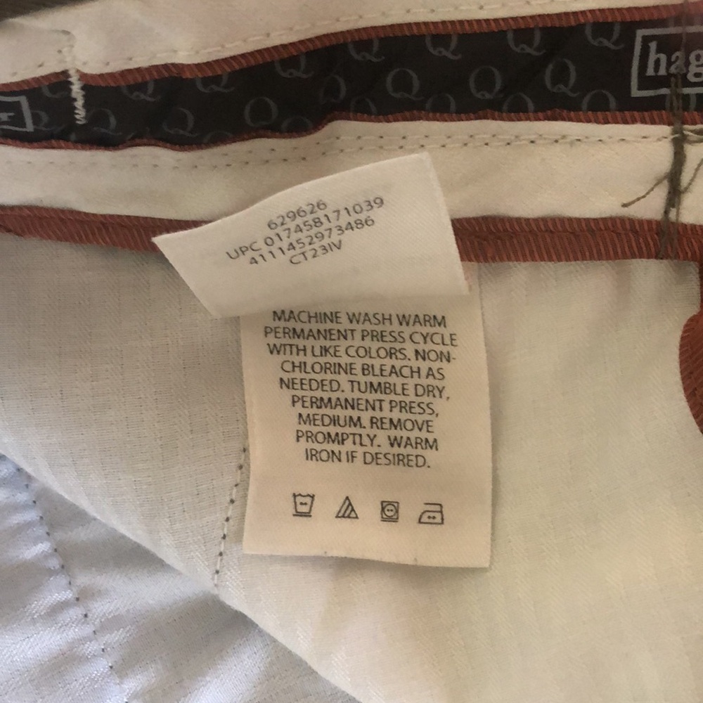 Haggar men’s slacks, 44X29. EUC, no holes or stains. Zipper works good. - Picture 7 of 8